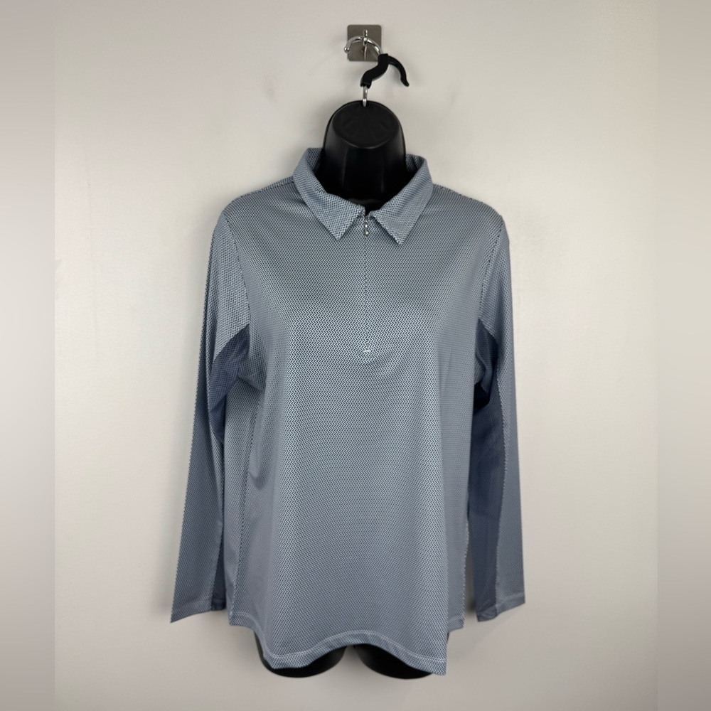 NWT Full Turn Women Performance Half Zip Size Medium